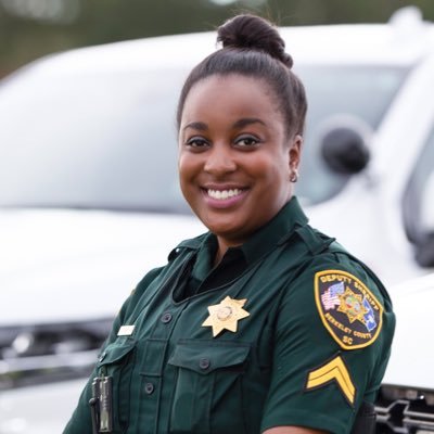 #BerkDoesWerk This is the official Twitter page for Cpl Carli Drayton with @berkcosheriff. This page is not monitored 24/7. _________ 💛 I love Jesus and dogs