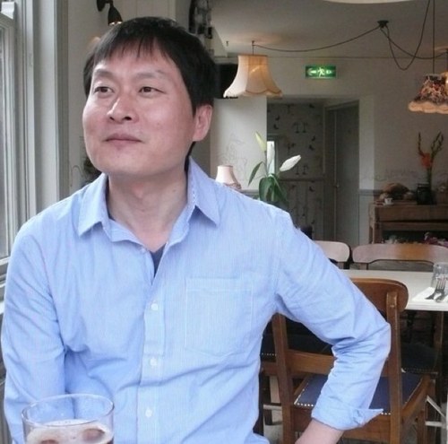 wealthia's profile picture. 