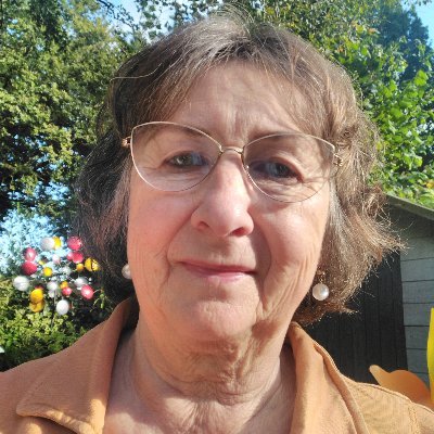 ekaraia_marysia's profile picture. Holistic lifecoach, healer (for people & pets), griefcounselor, terminal care for pets and horses (stervensbegeleiding bij dieren), trainer