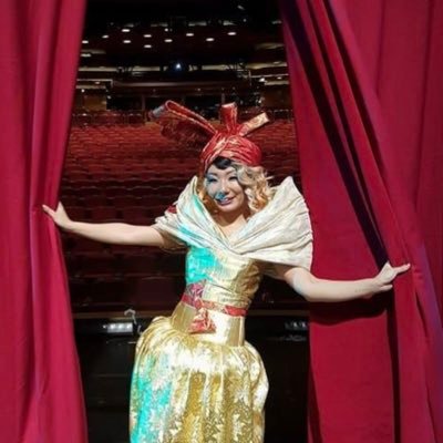 若手ダンサーの海外進出も視野に入れた生き方をコーチング✨ 海外クルーズ/海外ディズニーで生徒さん活躍中🌏🚀 ドバイテーマパークや豪華客船クルーズダンサーでのブロードウェイミュージカル出演経験を経て、ダンサーが夢を叶えて幸せに生きるために必要なマインド、考え方を伝授💃🔥 LINE/初回セッション⬇️