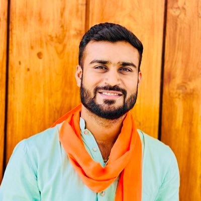 District President of BJYM Patan, District Co-Convener Cooperative Department, @BJP4Patan_ |