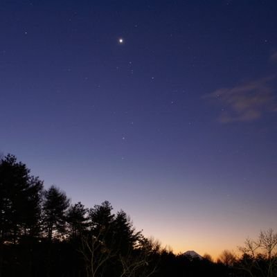 星空に惹かれて、天体観測を楽しんでます。