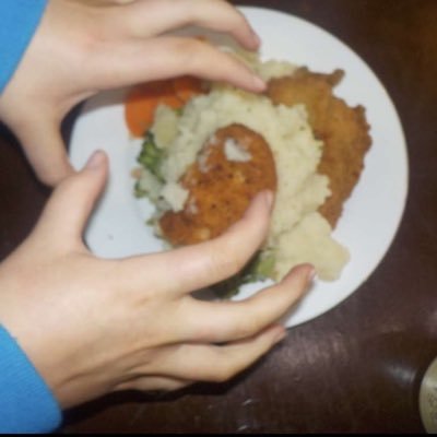 maya__13579's profile picture. lipton peach iced tea supremacy