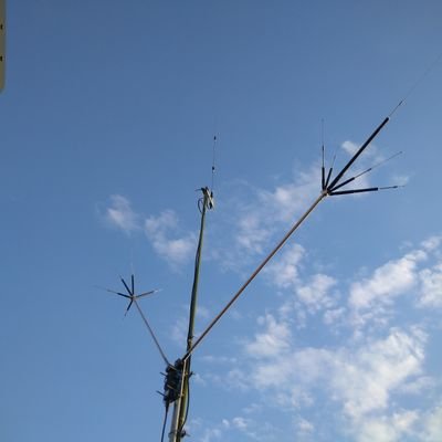 2021年7月に再開局、固定991AM.移動705.70D.
CWは超初心者、いつかPOTAで、CQを出すのが目標です。現在はPOTAはFT8が、メインです!
