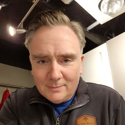 DuluthDreaming's profile picture. The servant leader doesn't lead for the sake of their own glorification. If the work they do is right and good then the glory will find them.