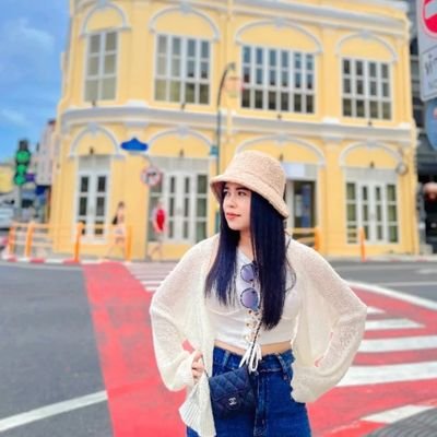 Mariam040934's profile picture. ป้ายยาของถูกและดี ฝากติดตามกันด้วยนะงับ💕🥀 IG : Mariamchareeya_04 FB: Mariam chariya