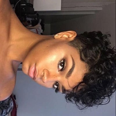 _wemadeit_1's profile picture. 💕