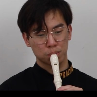 regulardeedee's profile picture. hiyaaa
i like: green day, laufey, housemd, band of brothers and more! ⭐️
IHATEWEEEZZR 😡😡😡