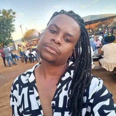 🇿🇦
.diploma in fashion design
.MC
. Zebediela socialite
. Dream is to move to cape town or durban
. I love cooking
. My mouth is my best gift