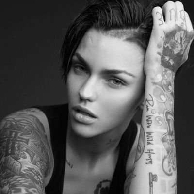 ♈Ex SAS, now bodyguard for hire ~
/Deep State OC\ Bodyguard / 18+ \MDNI NSFW/ Dark themes ahead♈