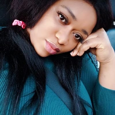 Always in the mood for success 🍹|
Arsenal babe 😊| God lover ❤💕| Fan of Davido 🎶🎵