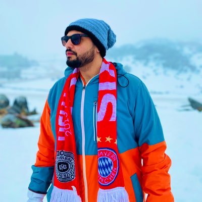 VasishtPinak's profile picture. I need to pay bills but you only live once. Proud Indian Unapologetic Hindu Indic Wing