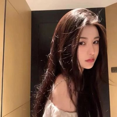 iminjeo96366854's profile picture. 