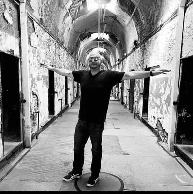 RgYoung00's profile picture. 🇺🇸American