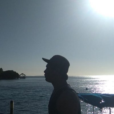 alirosadii's profile picture. Manusia biasa