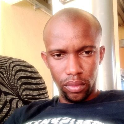 Papa_onthatile's profile picture. 