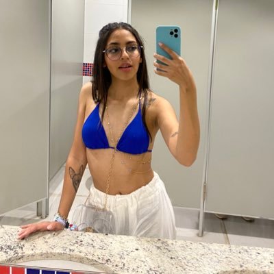 No soy ni la mitad de lo que pretendo ser... MedUCA 👩🏽⚕️