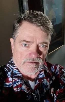 Father, sojourner, architect, brother and food snob.
