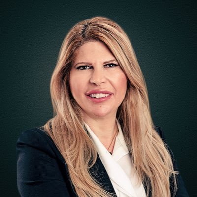 rola_abumanneh's profile picture. Official Banker and CEO Standard Chartered Bank Dubai 08/2018