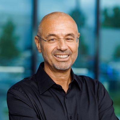 Dr. Claus Hornig Profile