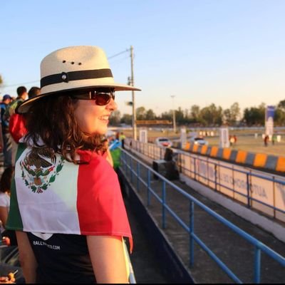 ElizPonce3's profile picture. Apasionada de Ser 💖, Aprender, la Verdad, la Libertad🤸, la Salud Integral 🏋️‍♂️🧘‍♂️🥗 y de Vivirlas✨