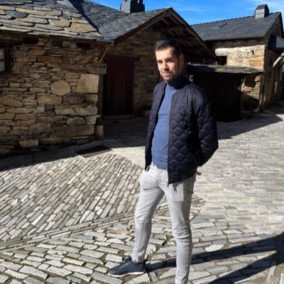 📜 Jurista. 💼 Abogado. 🕵🏻Subinspector de EySS. De Padrón. Galicia, siempre. 🏳️🌈
