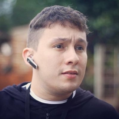 Muchas veces digo lo que pienso, y no pienso lo que digo. Descubriendo y experimentando el mundo de los medios de comunicación 😌