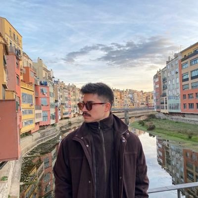 CarlosLmusic's profile picture. Un humano en constante cambio