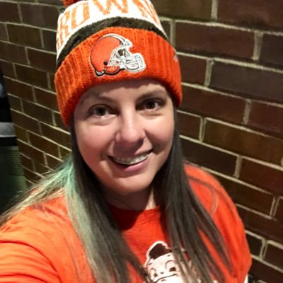 I am a wife, mom, and grandma! Married a Browns fan so here we are!
