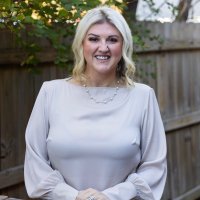 M. Riney, Realtor at United Real Estate Louisville(@ForeignBeauty85) 's Twitter Profile Photo