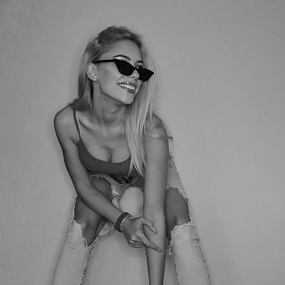 teskoee's profile picture. people get fake when shit gets real