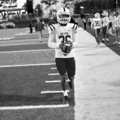 DB| C/O 2025 | 5’9 155lbs | oak ridge high school (Conroe Tx)| Chatmandy9@icloud.com