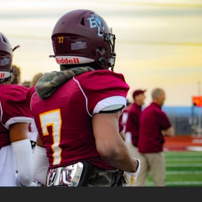 |Official new tiwtter old hacked at 9k followers| DB @ Bloomsburg university , juco product @ monroe college #4 country , Harrisburg PA , 40 4.46 💨💨💨