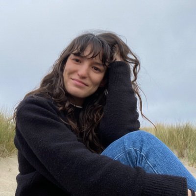 I like birds and riding my bike. civic designer & researcher currently @navapbc