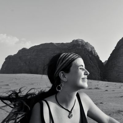 Todavía estoy lidiando con cosas de las que no hablo