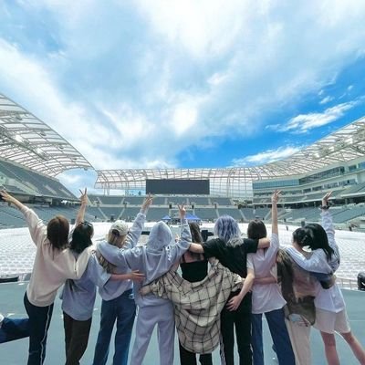 Fan account: Army💜 Once🍭 One It🦋 Shawol💎 X1 Family❤. Las fotos y vídeos utilizados en esta cuenta no son de mi propiedad, créditos a quien pertenezcan