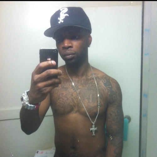 I_AM129's profile picture. Big bank roll, do it like Tony! Fuck her friend then I pass her to the big homie!
fly like Al-po before he drop the statement tho!