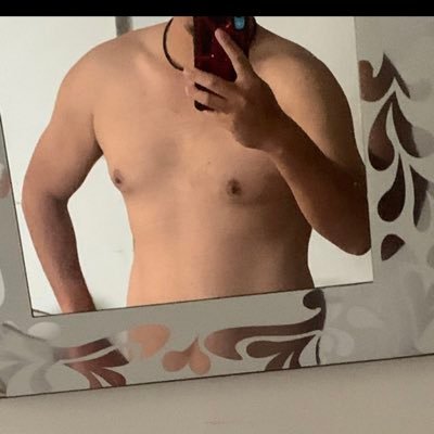目前南投自住有興趣就來敲我吧,喜歡幫 人乳交,喜歡被屌甩臉,射在奶上,如果你喜歡肉壯,絕對不能錯過我,偏好跟異男.交配要約請敲我