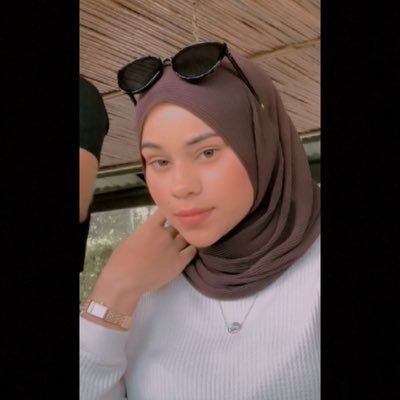 AhmedUshiya's profile picture. 