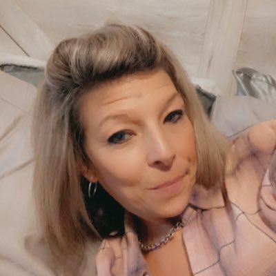 MessinaDana's profile picture. 