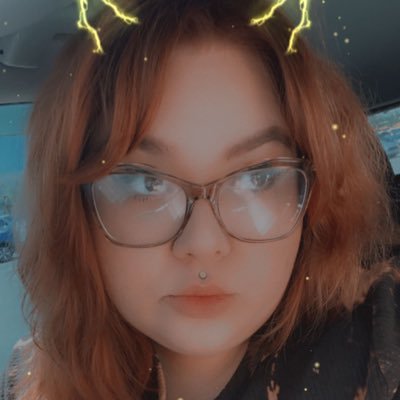 Sagittarius☀️ Aries🌙Scorpio⬆️ Cosmetologist 🎨 & Astro-hoe