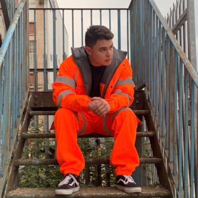 Timan064's profile picture. смотри под ноги