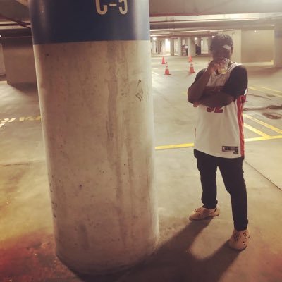 _Villematic's profile picture. Whatever the mind can conceive and believe, it can achieve • #Life •OVO•