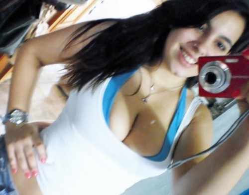 . Quem se descreve se limita *-*
 Msn : luana_pestinha@hotmail.com 
http://t.co/r9883HW116