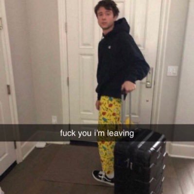 fakhranaaf's profile picture. Always learning. Currently a dental co-assistant.