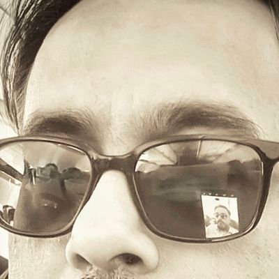 I am a strongly middle ground person... Basically interpreted as a Sanghi by most libs.

Libs? The humanoid creatures who have their brains in theirkneecaps?