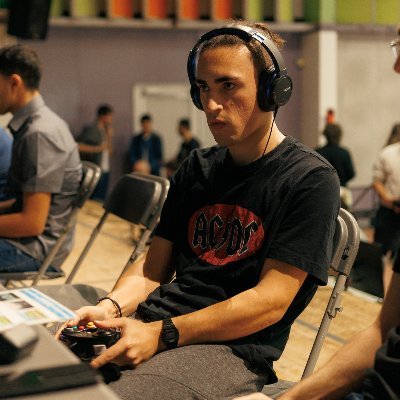 20 yo/Joueur & TO SSBU pour @Jarnisse_Esport /Samus main