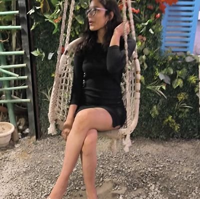 Snehakarodiya_'s profile picture. me and my vibes