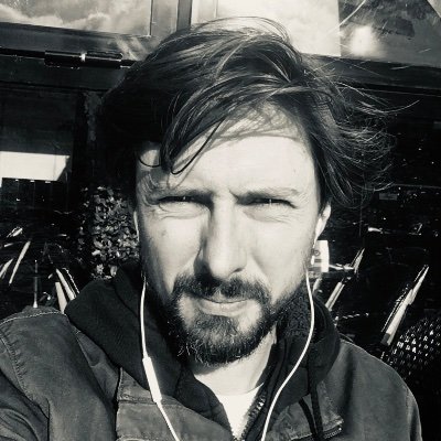 Olivier_Coll's profile picture. Chef Monteur // Clip musical, émission TV, fiction, bande-annonce, documentaire // Avid - Premiere 🎥✂️