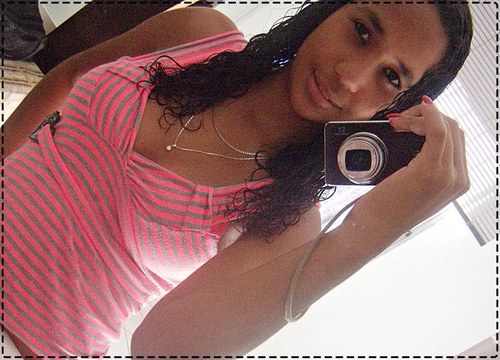 . se fαlα mαl, nα minhα αusênciα, é porque respeitα α minha presensa ! ;p hahá